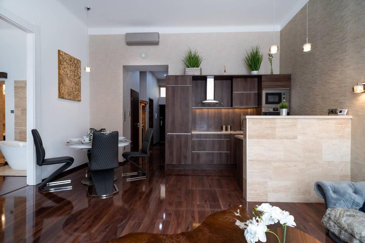 Central Luxy Design Apartment Budapesta Exterior foto